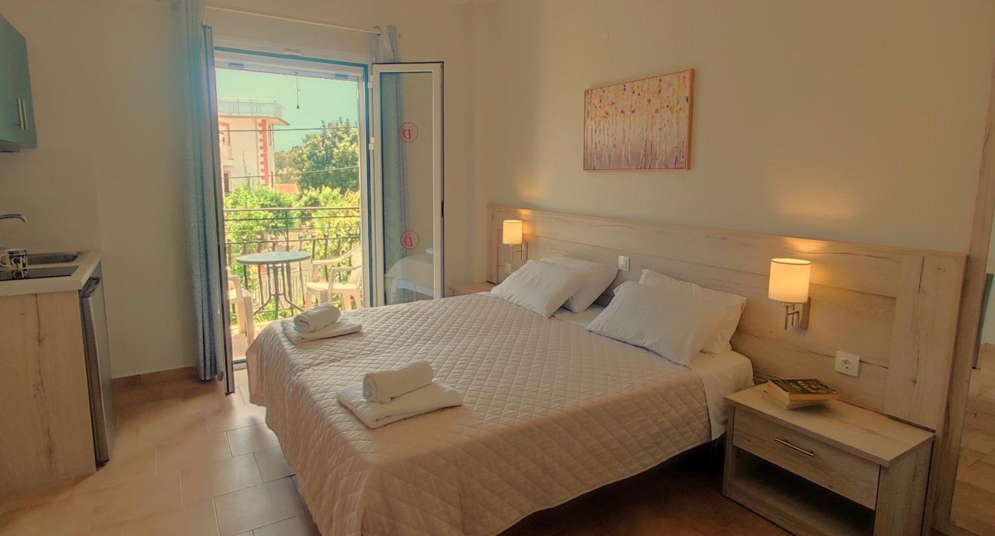 Dionysios Studios Skala  Extérieur photo