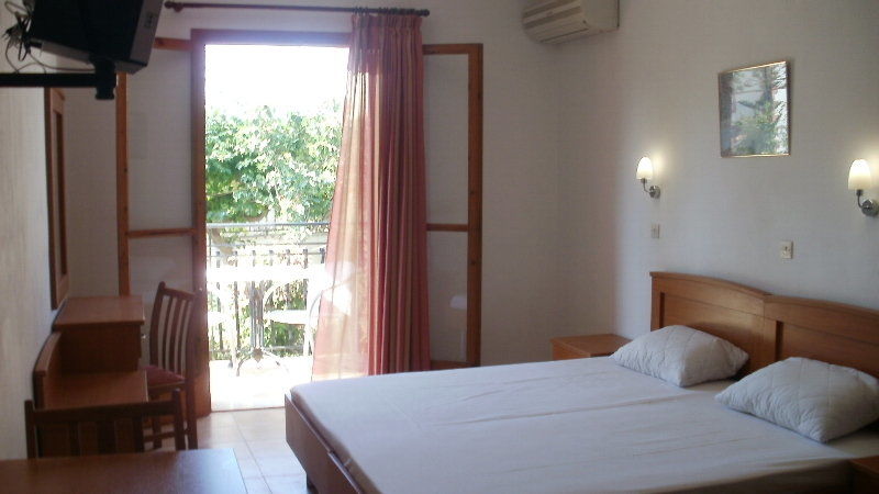 Dionysios Studios Skala  Extérieur photo