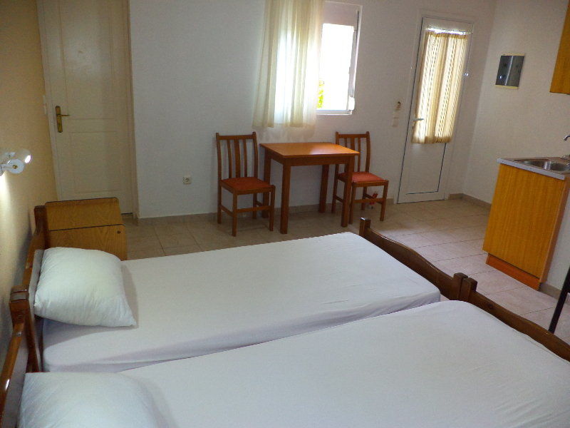 Dionysios Studios Skala  Extérieur photo